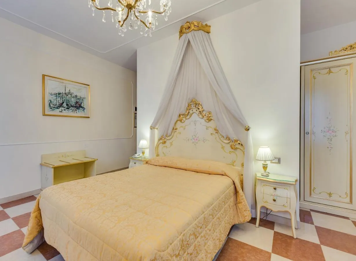 Hotel Marte Venedig 3*,  Italien