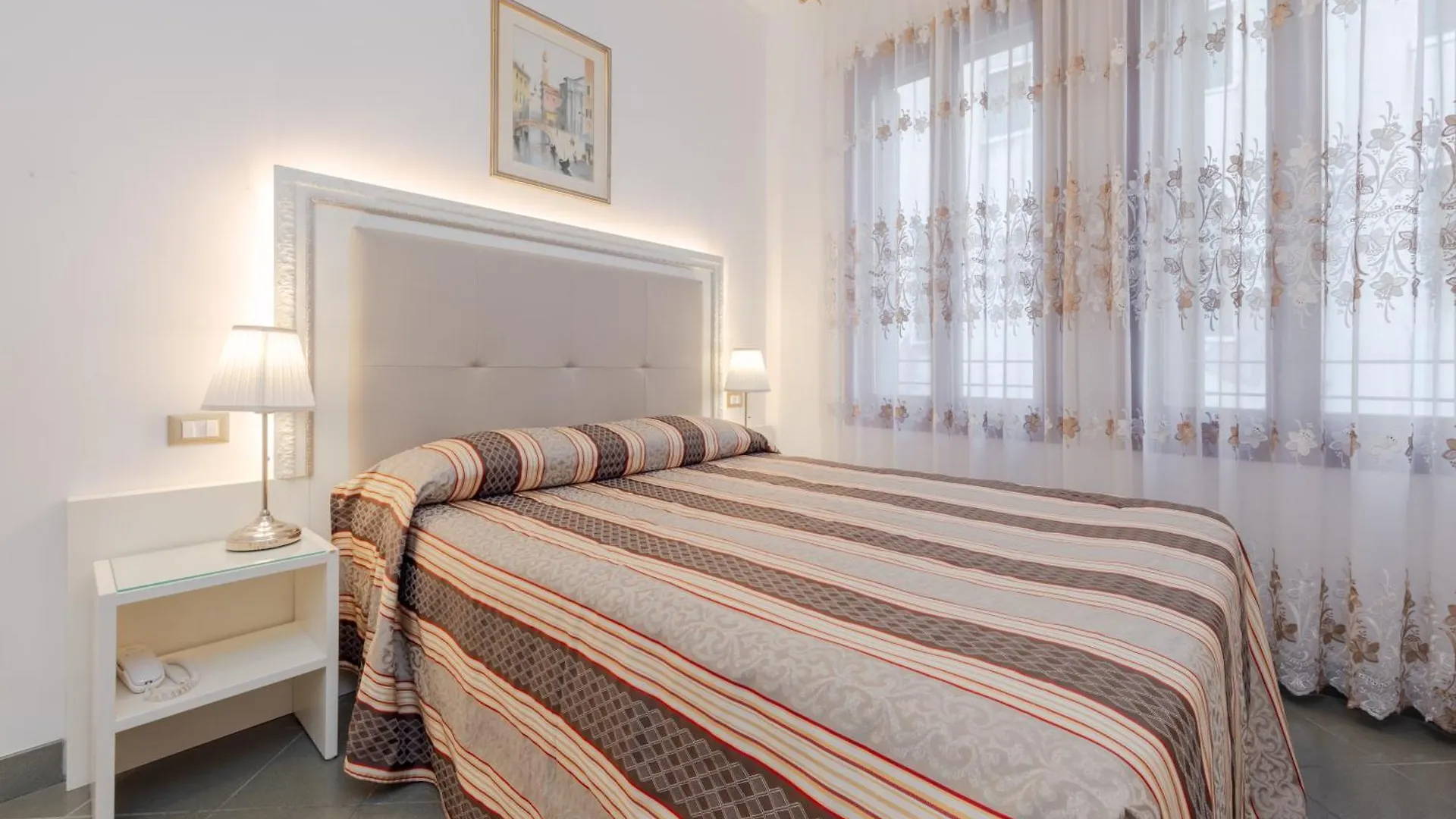 Hotel Marte Venedig 3*,  Italien