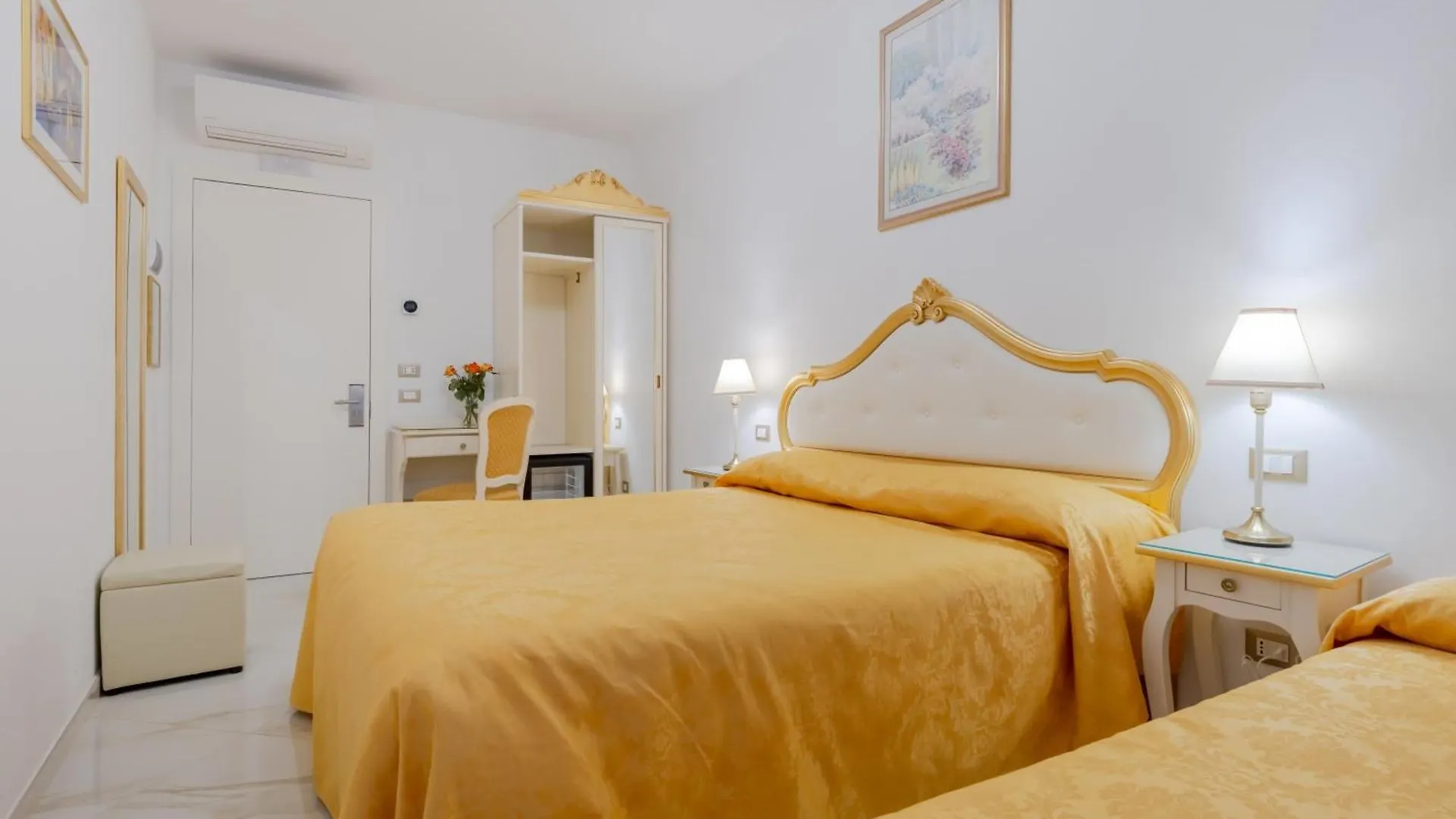 Hotel Marte Venedig 3*,  Italien