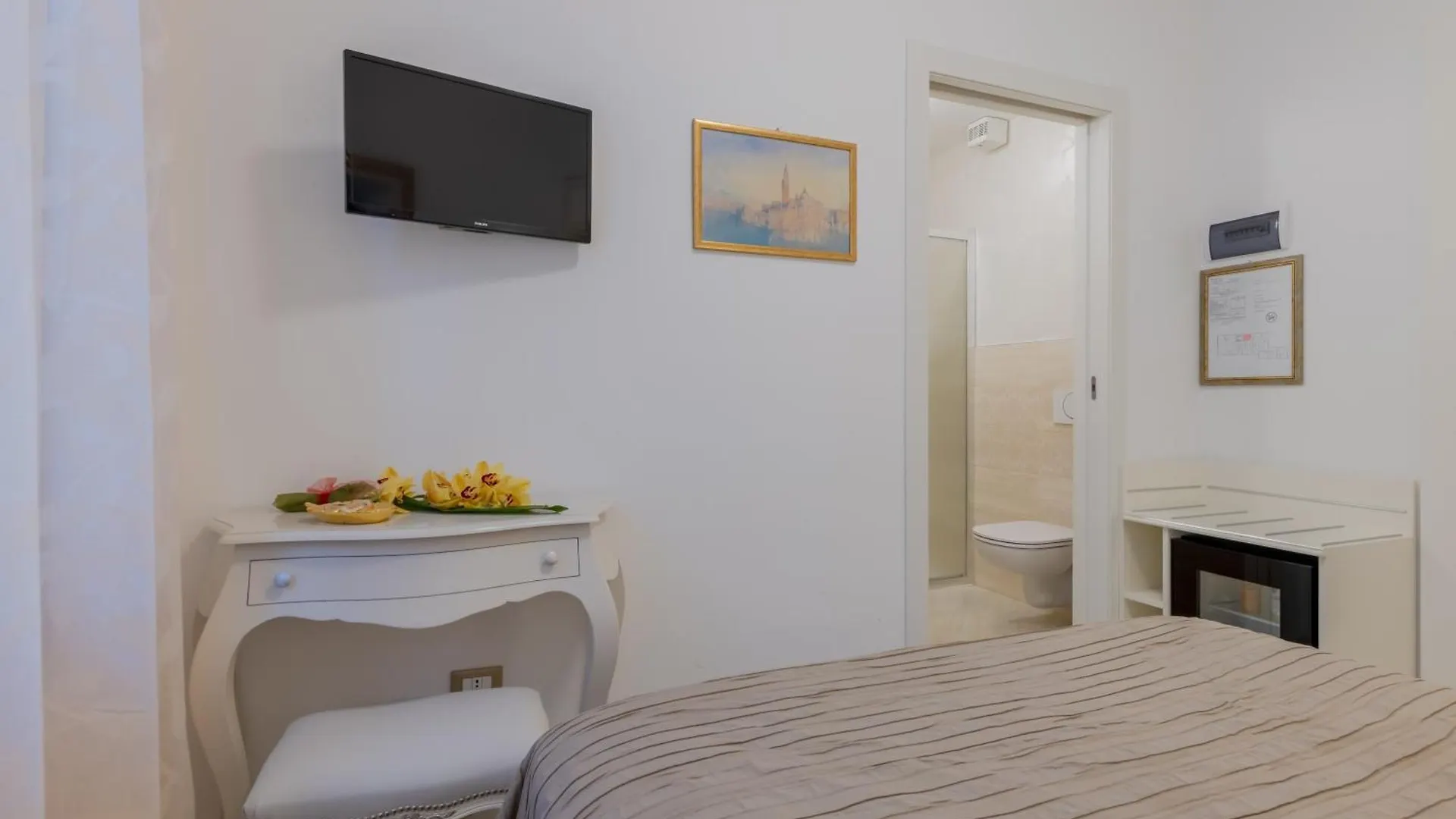 Hotel Marte Venedig 3*,