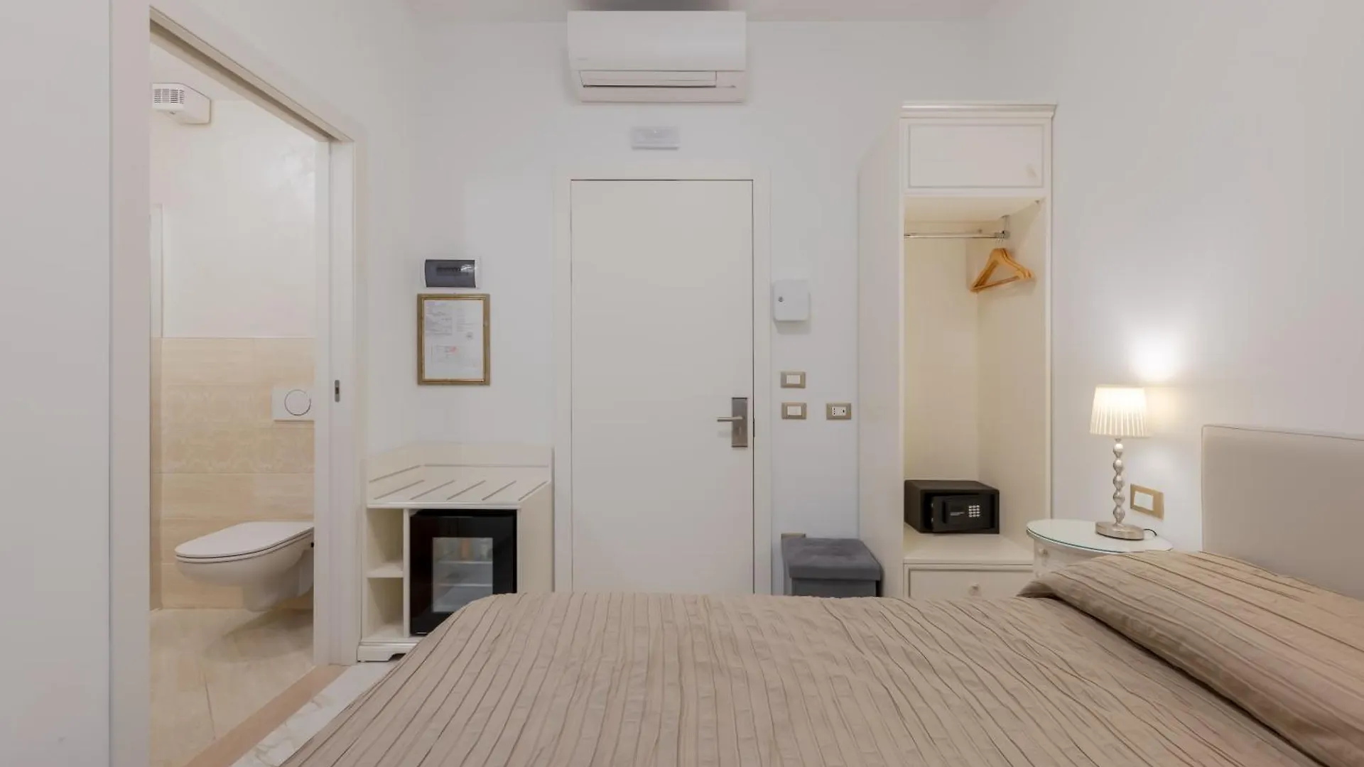 Hotel Marte Venedig 3*,